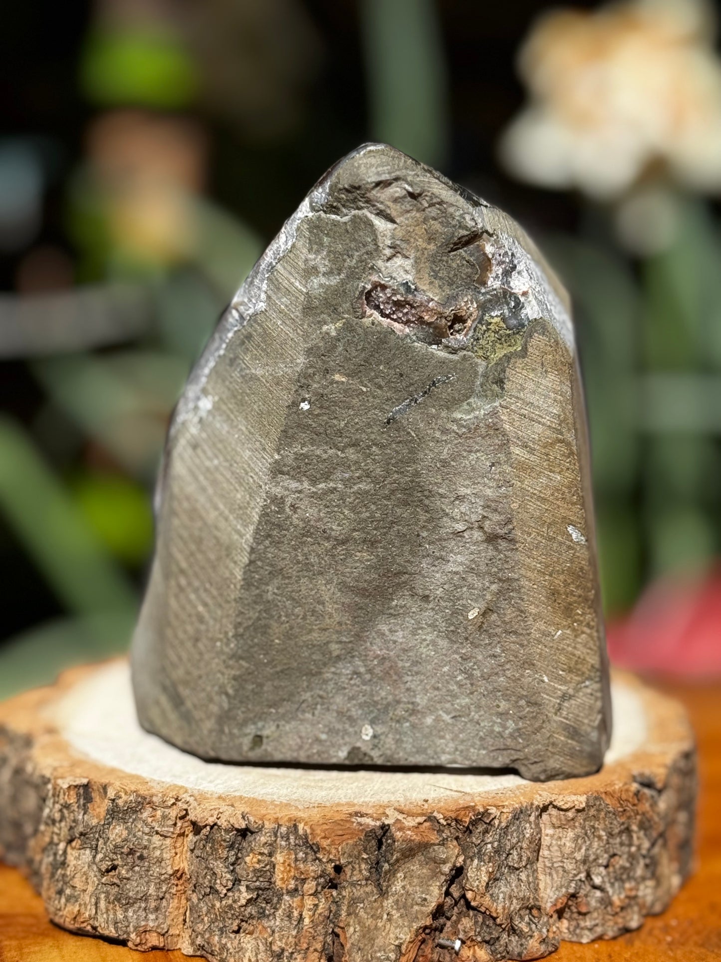 High Quality Amethyst Cut-Based | 645g