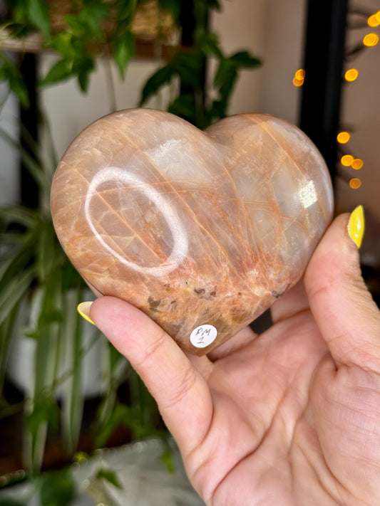 Flashy Peach Moonstone Heart with stand  | 331g