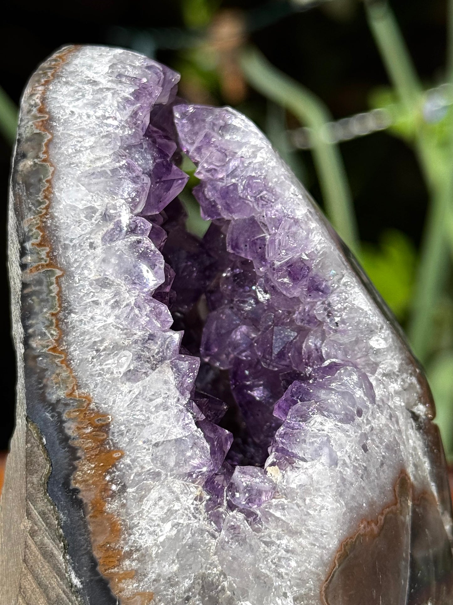 High Quality Amethyst Cut-Based | 405g