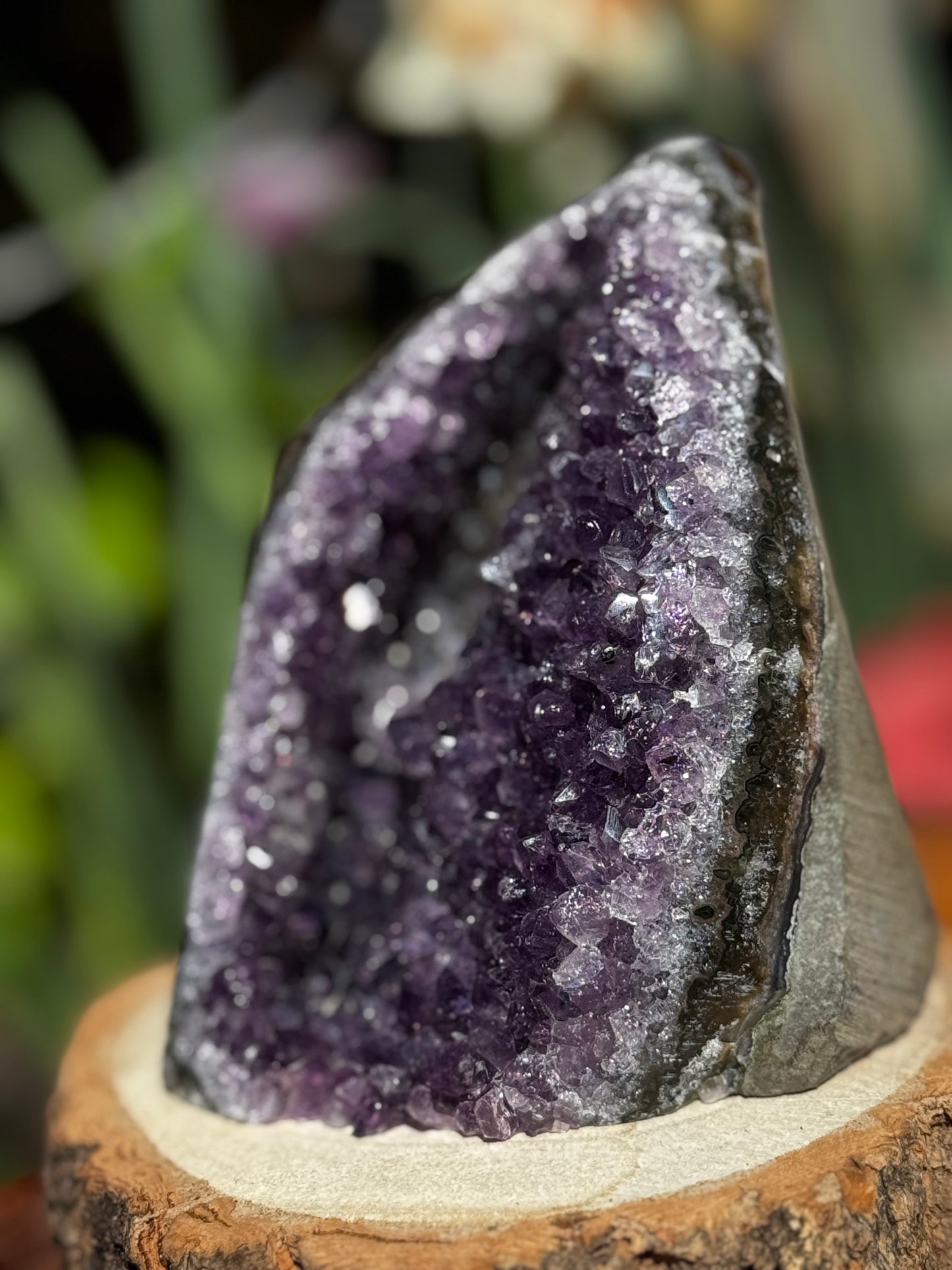 High Quality Amethyst Cut-Based | 645g
