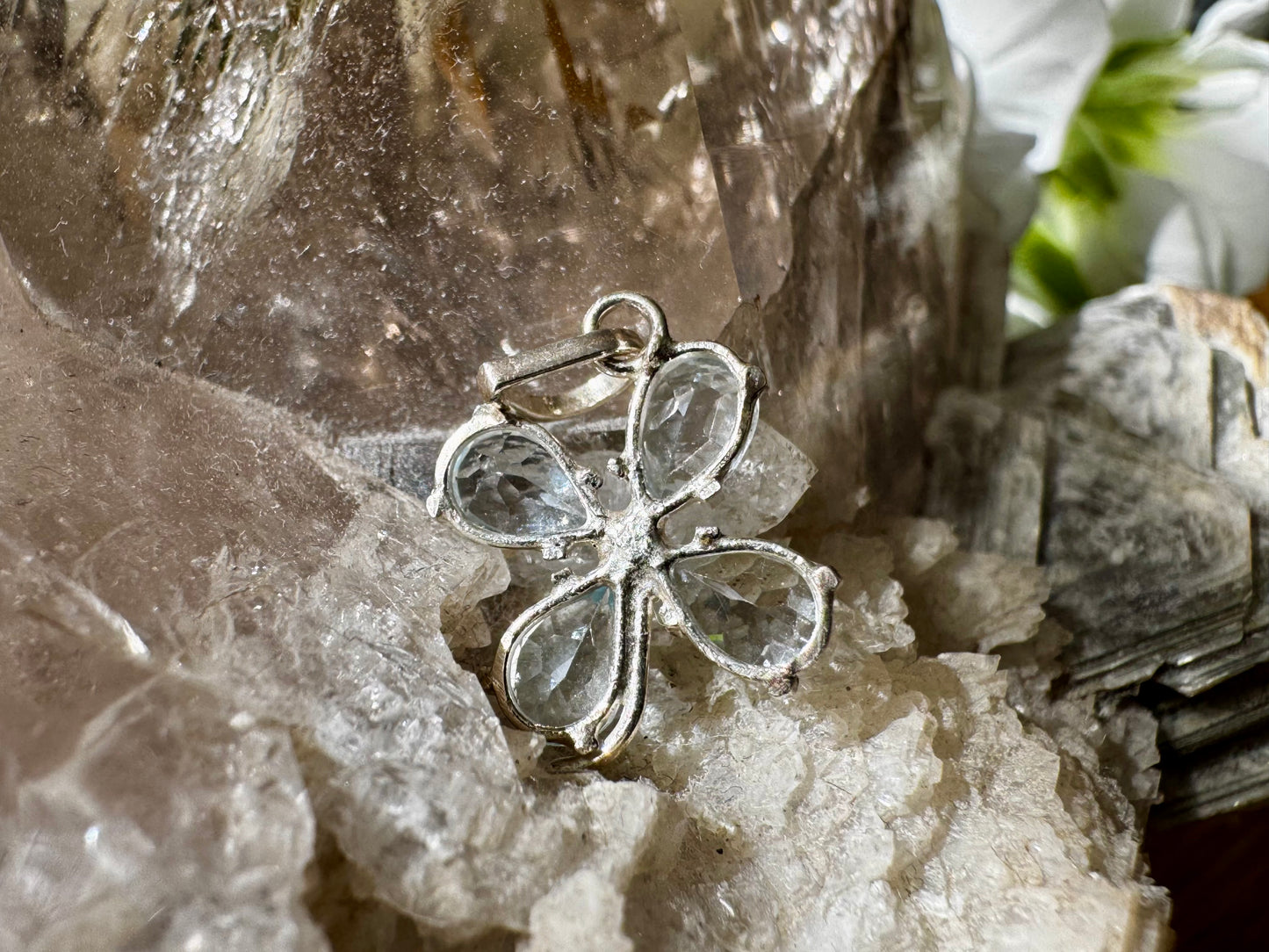 Handmade 925 Silver Blue Topaz Clover Pendant