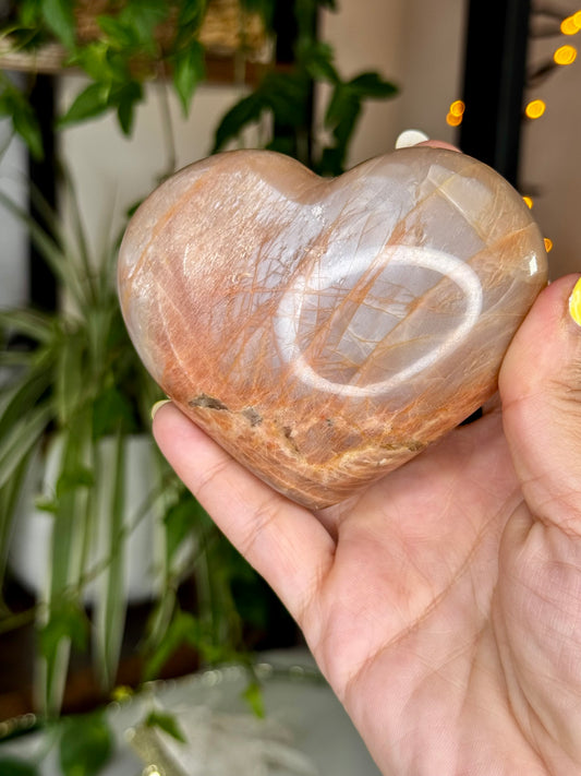 Flashy Peach Moonstone Heart with stand  | 331g