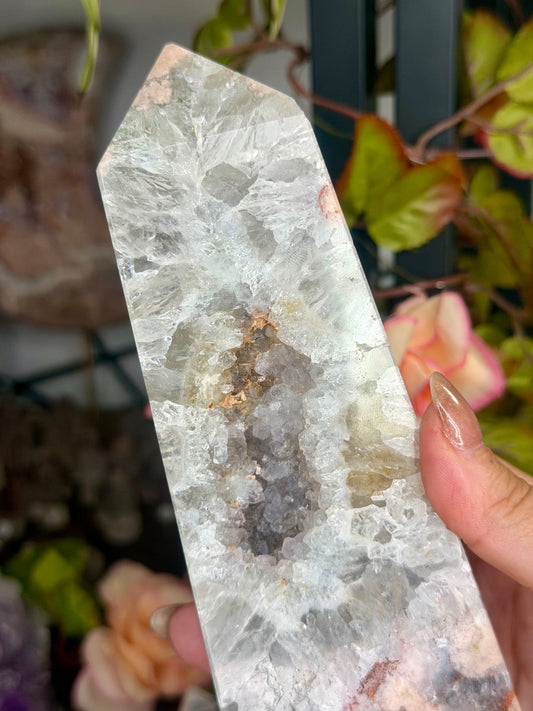 Very Special Flower Agate Tower | 604g