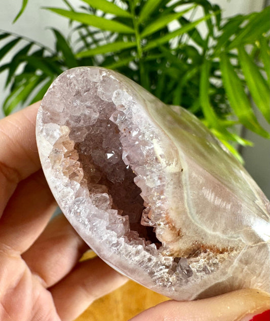 Pink Amethyst Heart | 145g - The Crystal Valley