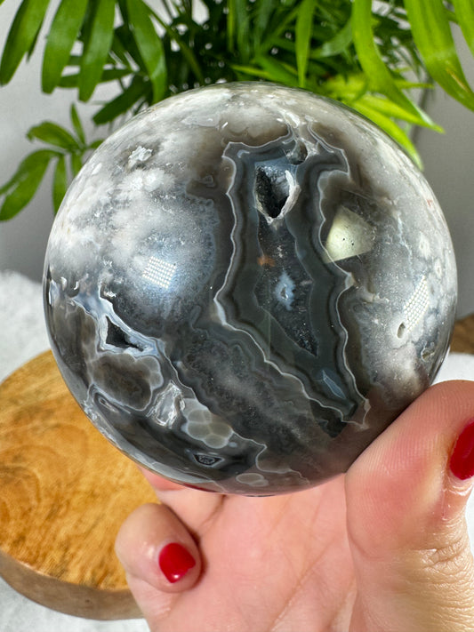 Black Agate Sphere | 440g