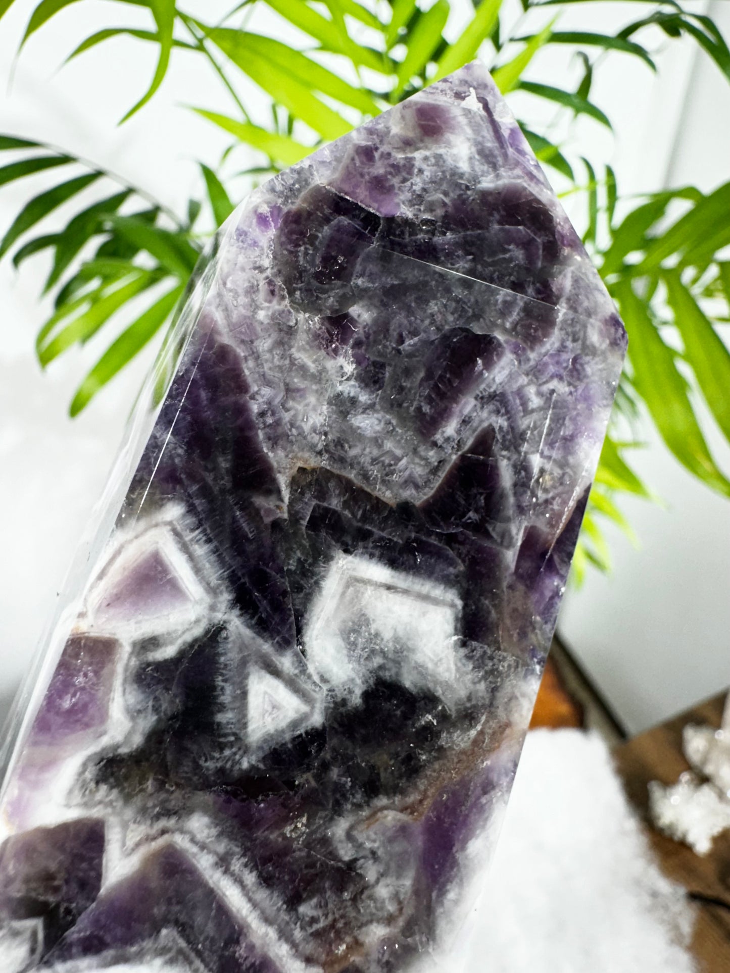 Chevron Amethyst Tower | 340g