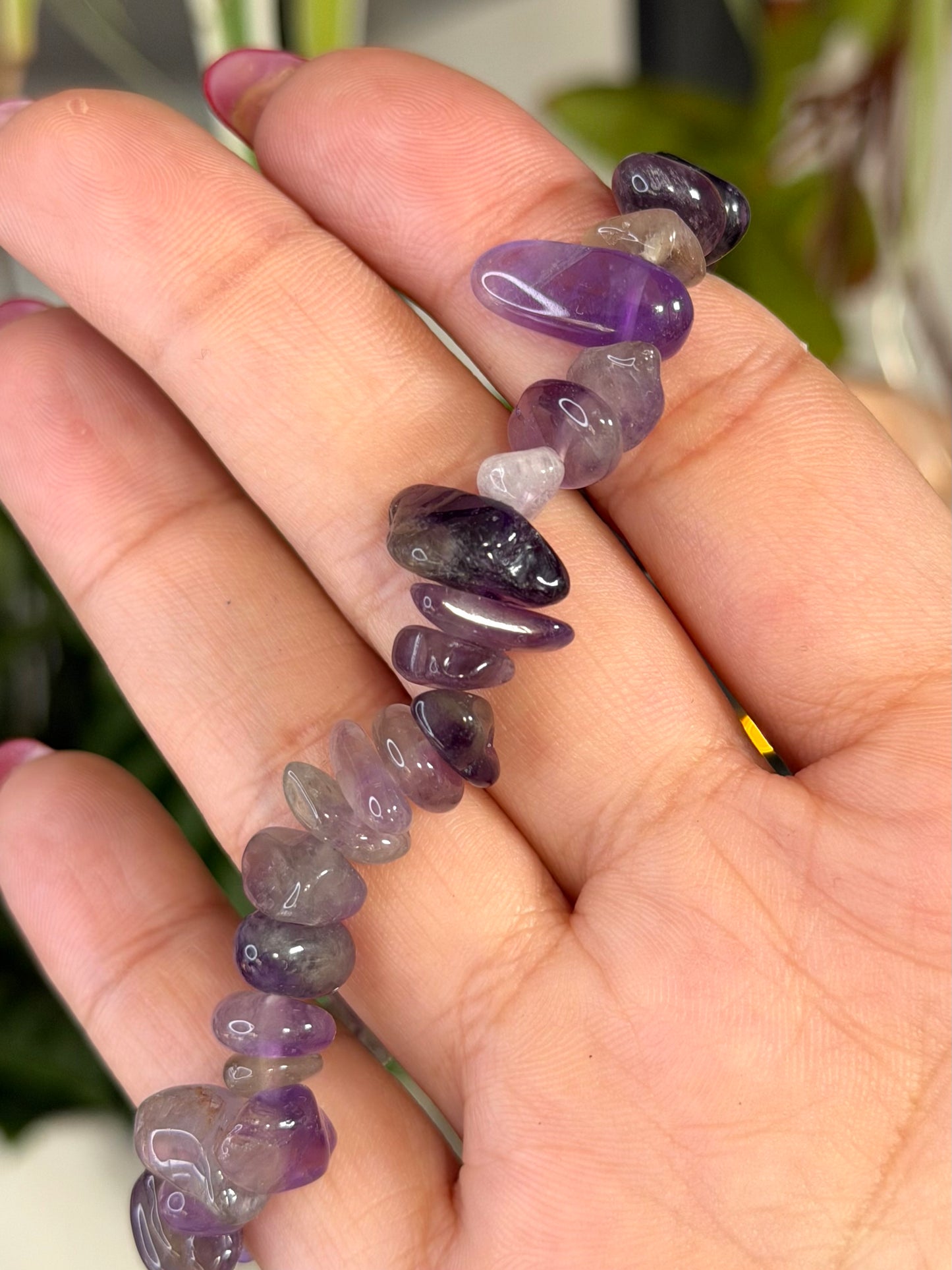 Elasticated Amethyst Bracelet