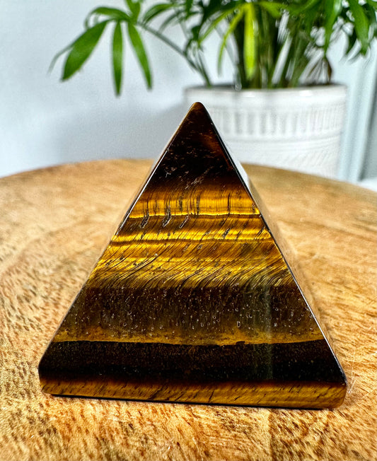 Small Tiger's eye Pyramid | 47g