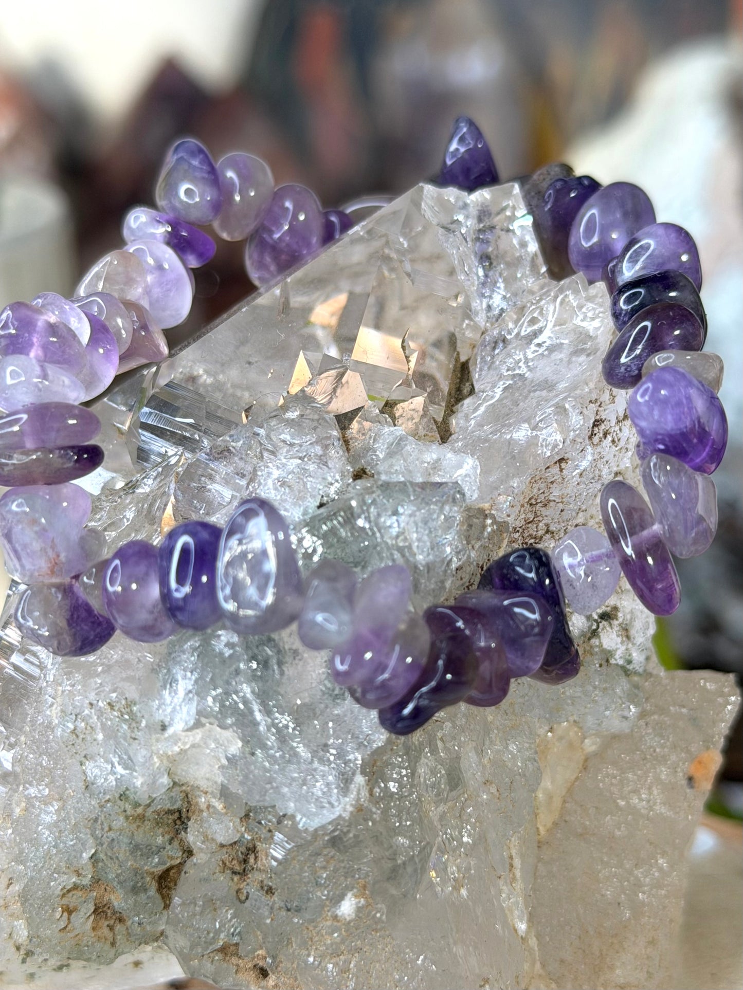 Elasticated Amethyst Bracelet