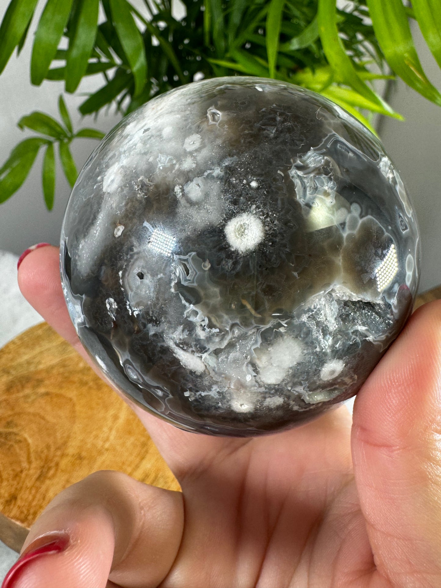 Black Agate Sphere | 440g