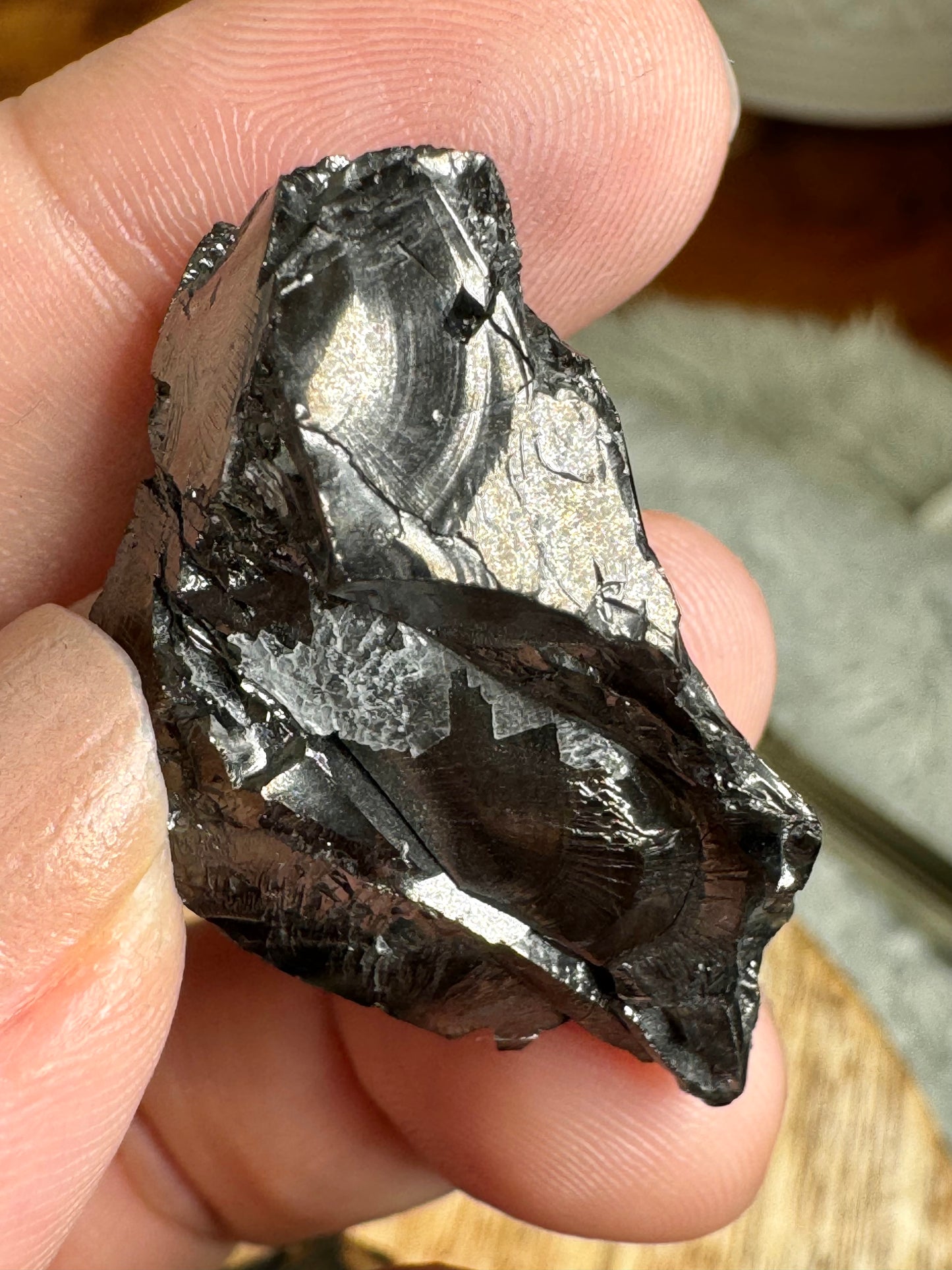 A Quality Small Elite Shungite | 3.2 cm