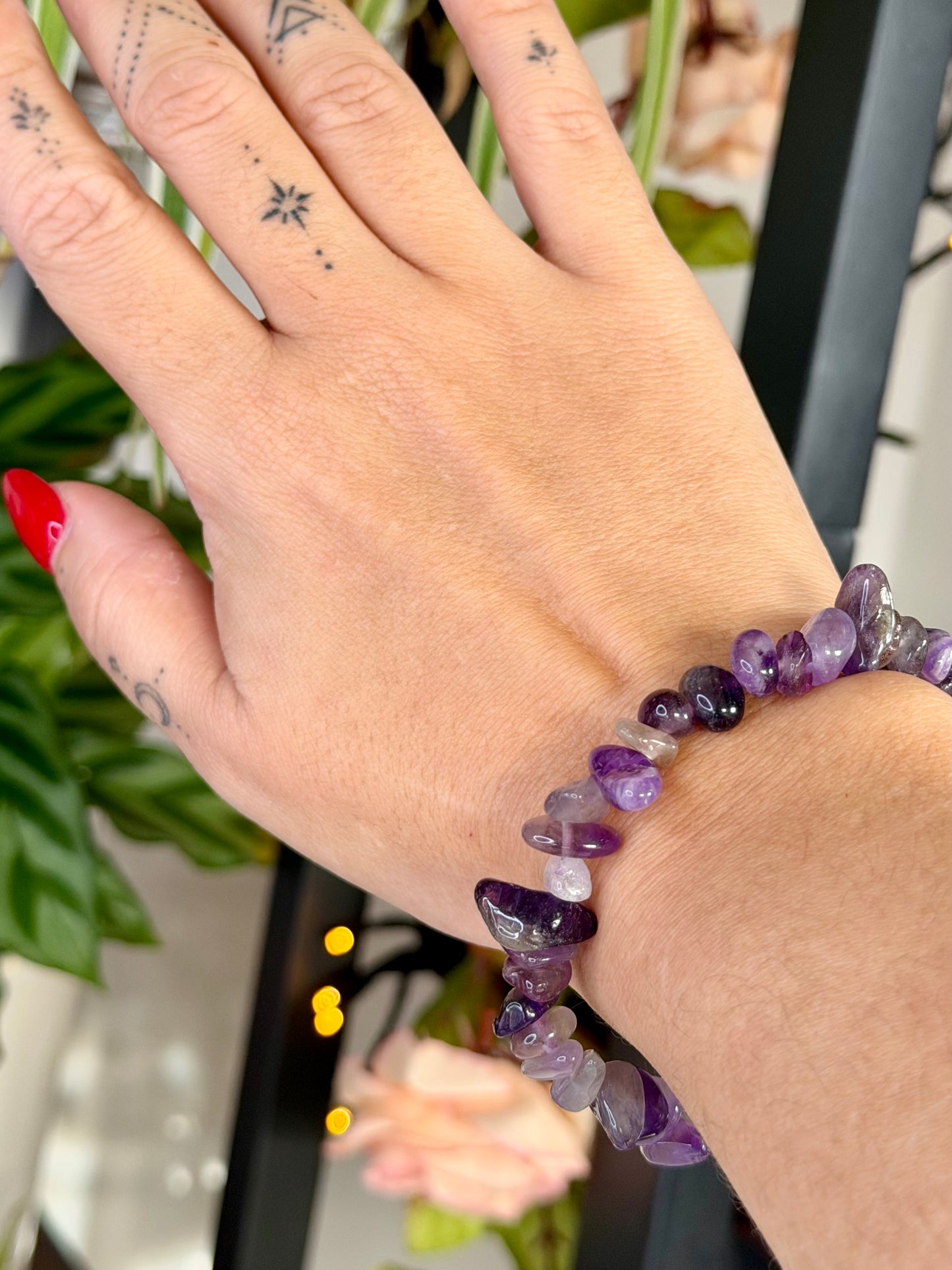 Elasticated Amethyst Bracelet