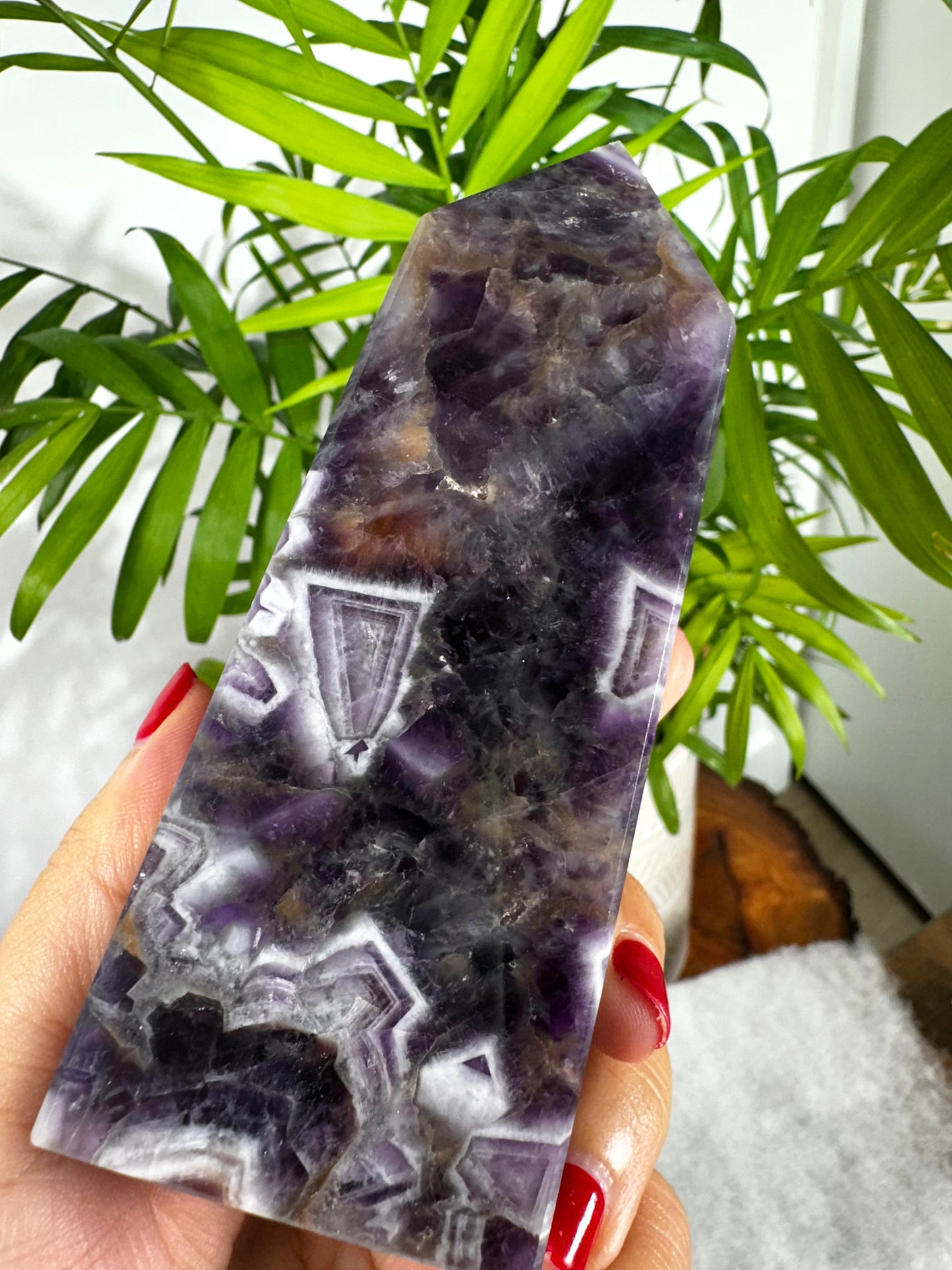 Chevron Amethyst Tower | 340g