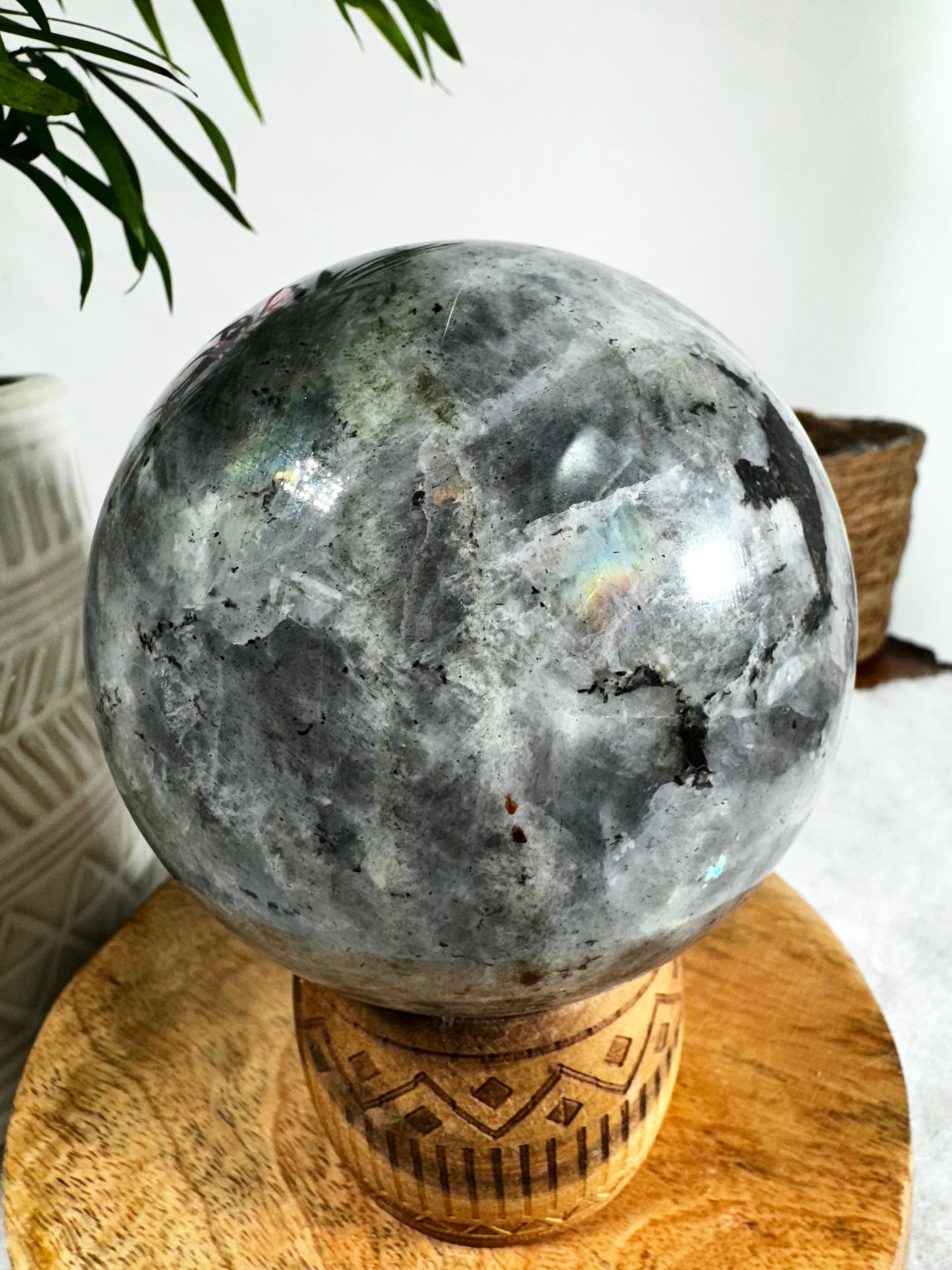 XL Labradorite Sphere | 1.06 kg