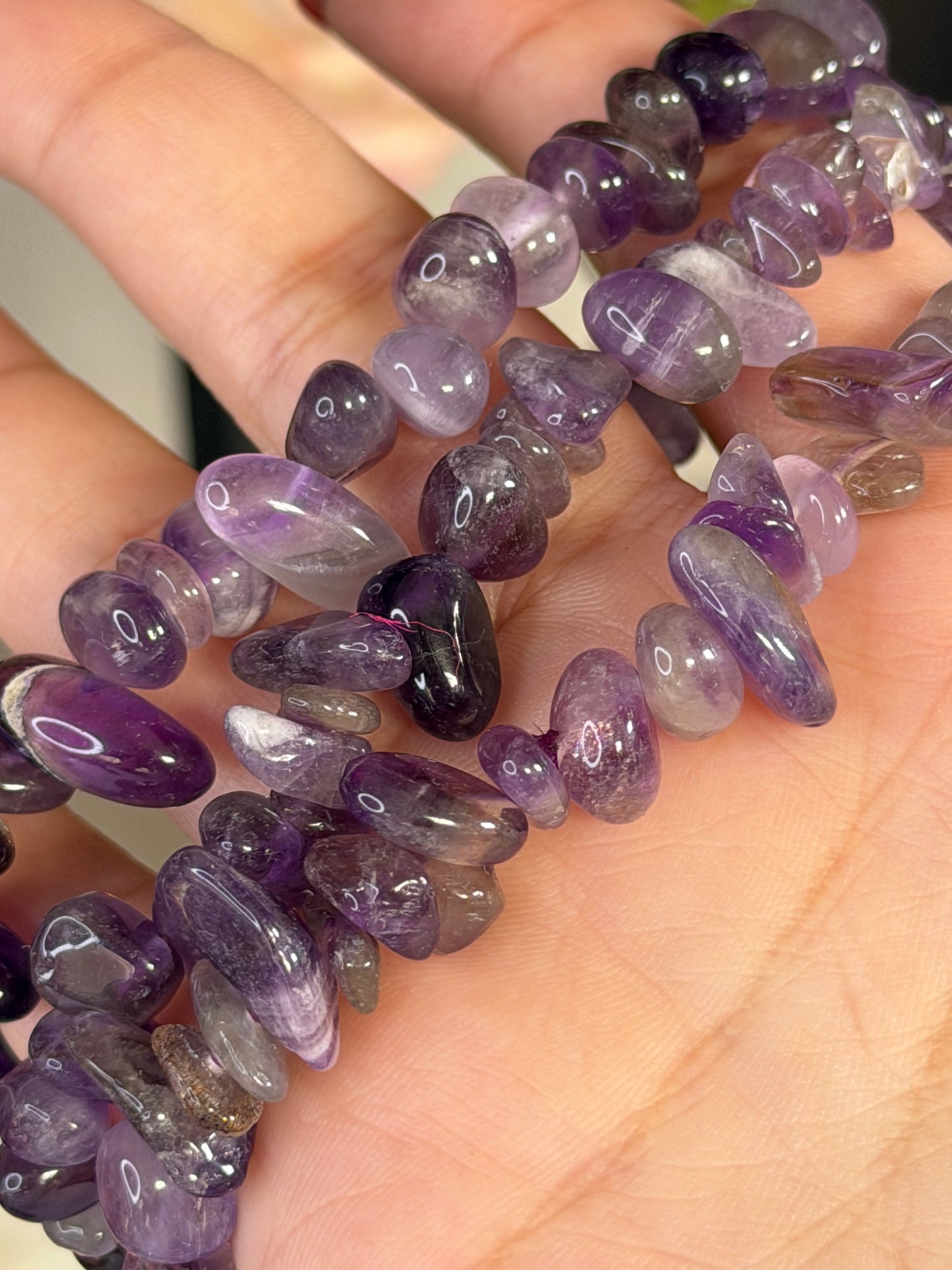 Elasticated Amethyst Bracelet