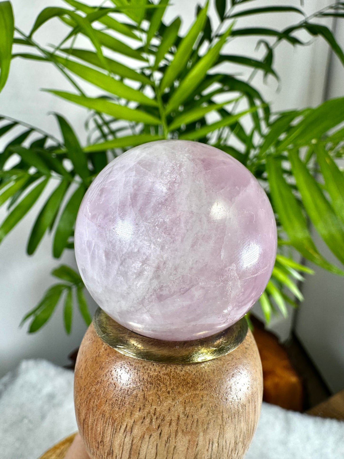 Kunzite Sphere | 100g