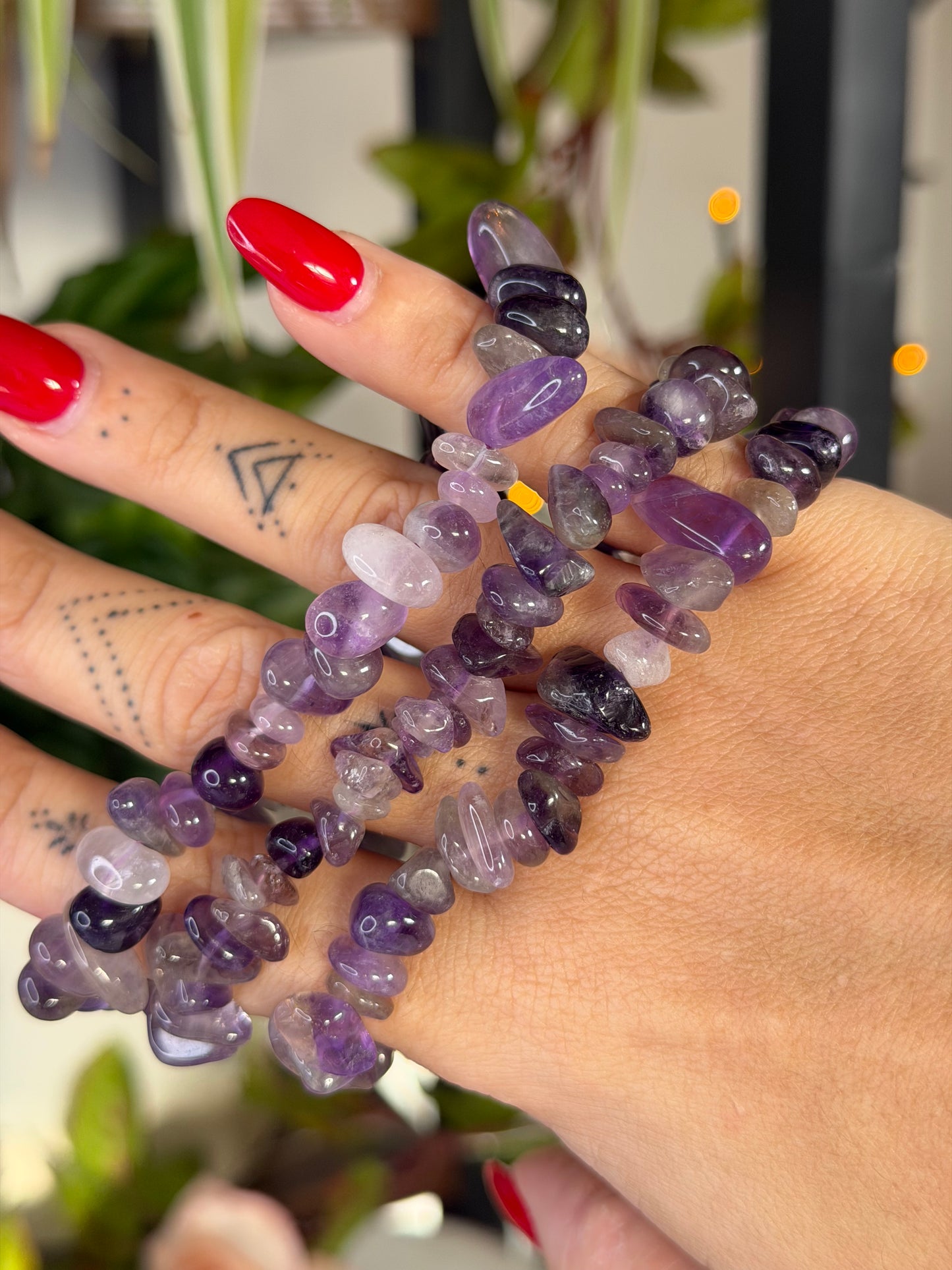 Elasticated Amethyst Bracelet