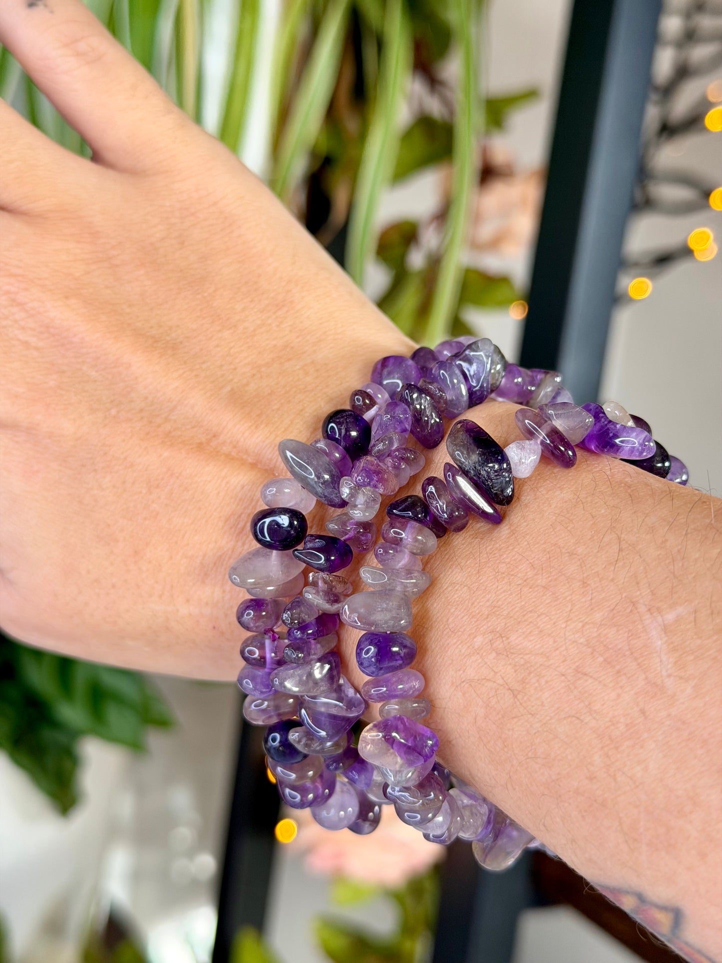 Elasticated Amethyst Bracelet