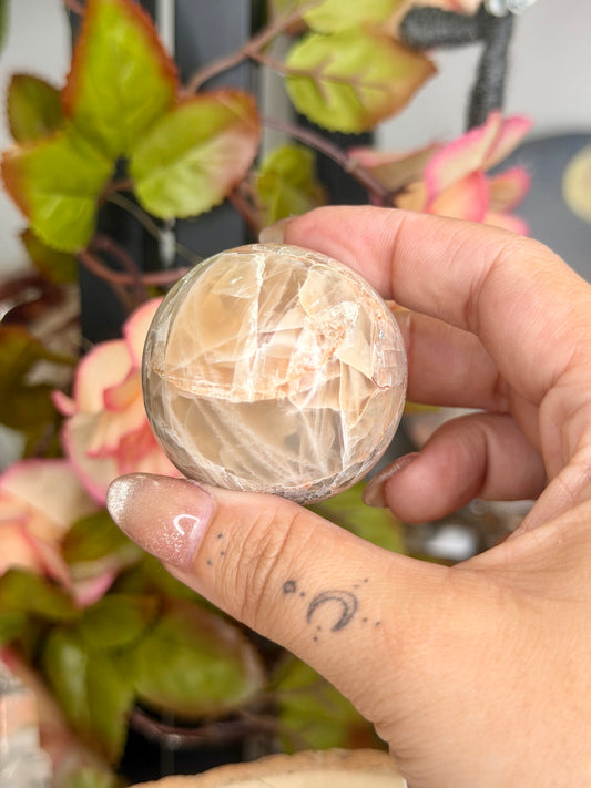 Moonstone Sphere  | 106g