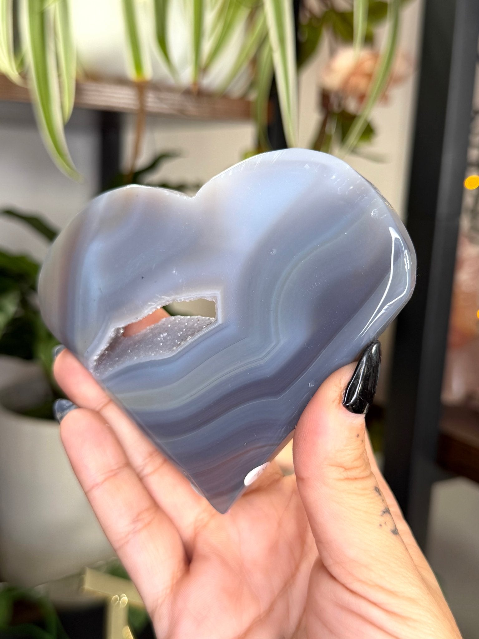 Agate Heart | 149g - The Crystal Valley