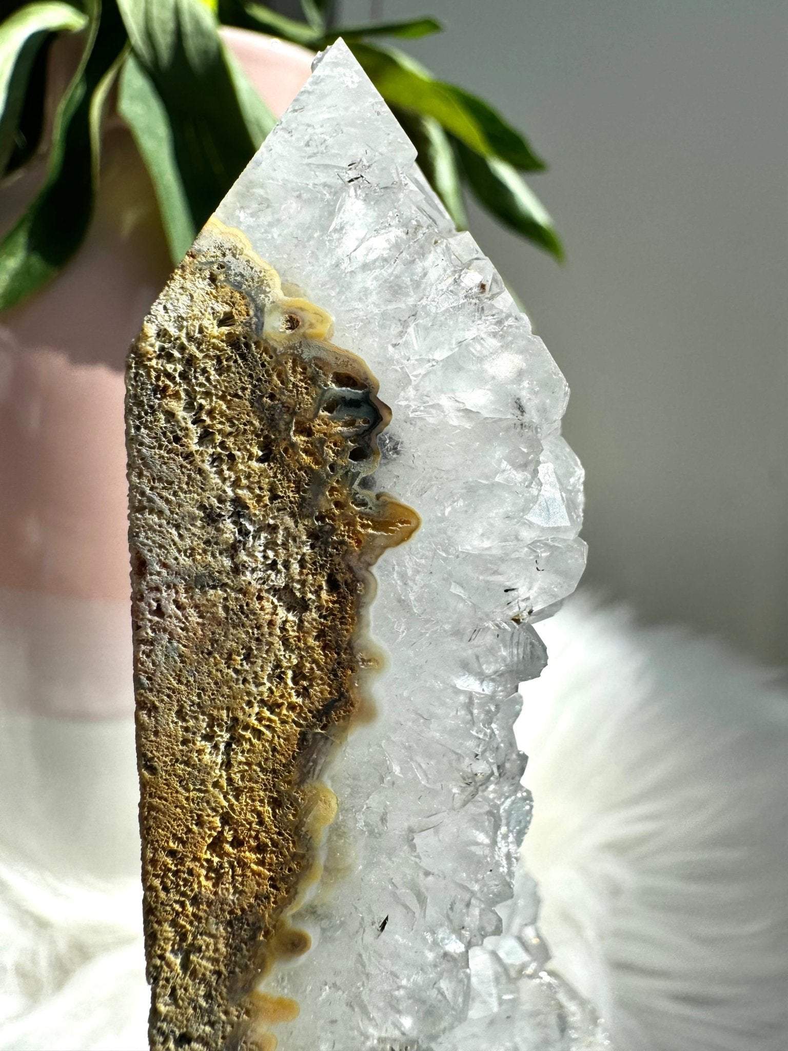 Agate with Quartz Tower | 239g - The Crystal Valley