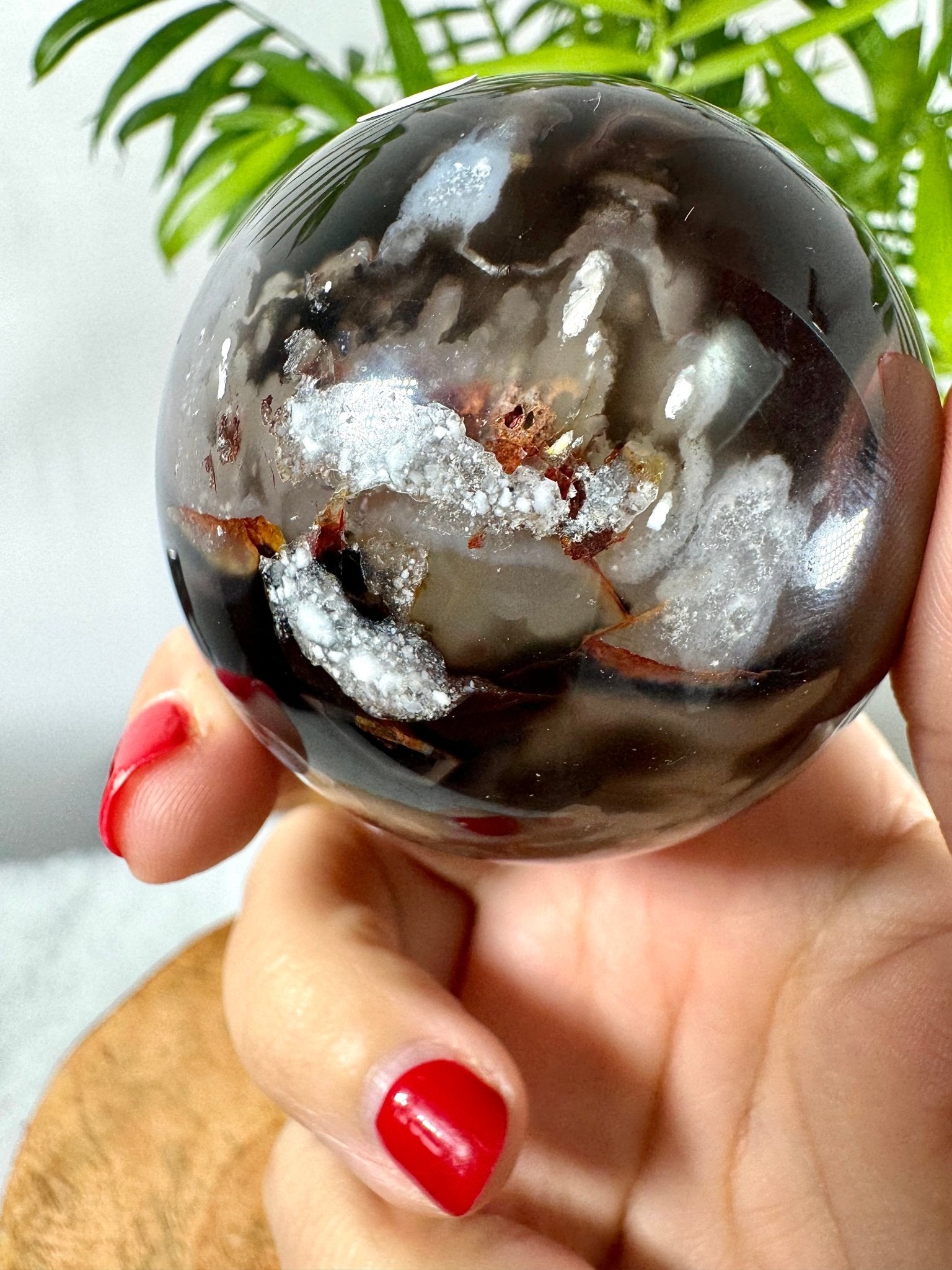 Black Agate Sphere | 230g - The Crystal Valley