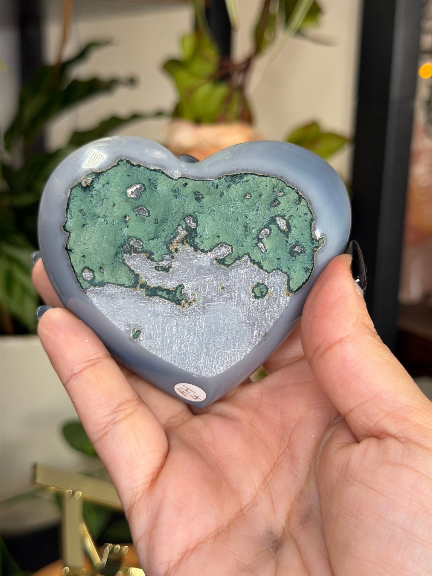 Black Amethyst and Agate Heart | 204g - The Crystal Valley