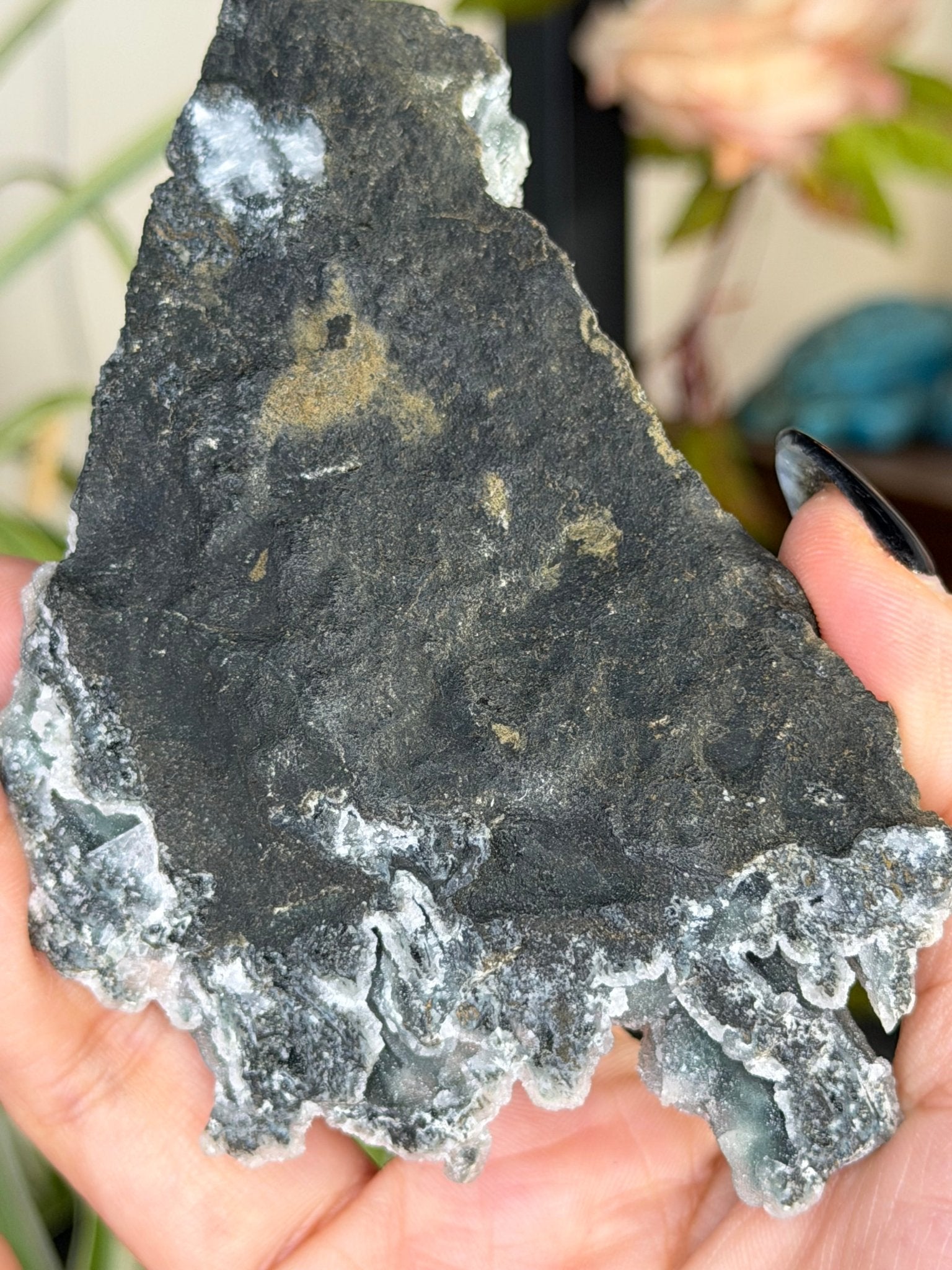 Chalcedony Apophyllite | 126g - The Crystal Valley