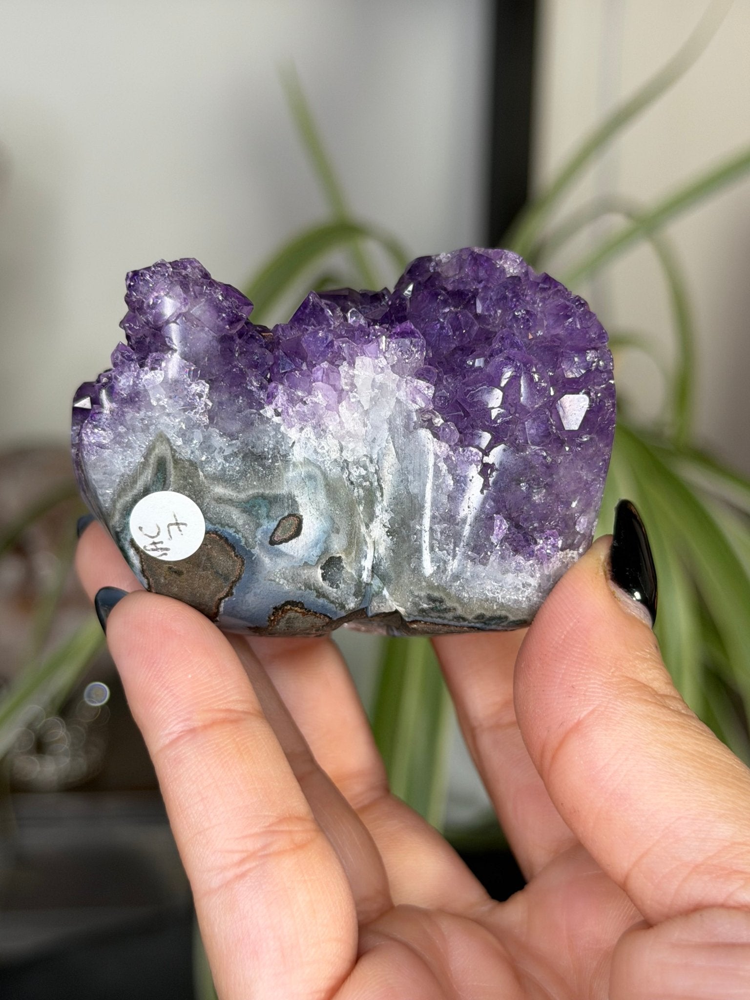 High Quality Amethyst | 132g - The Crystal Valley