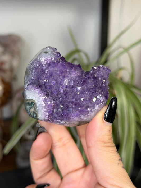 High Quality Amethyst | 132g - The Crystal Valley