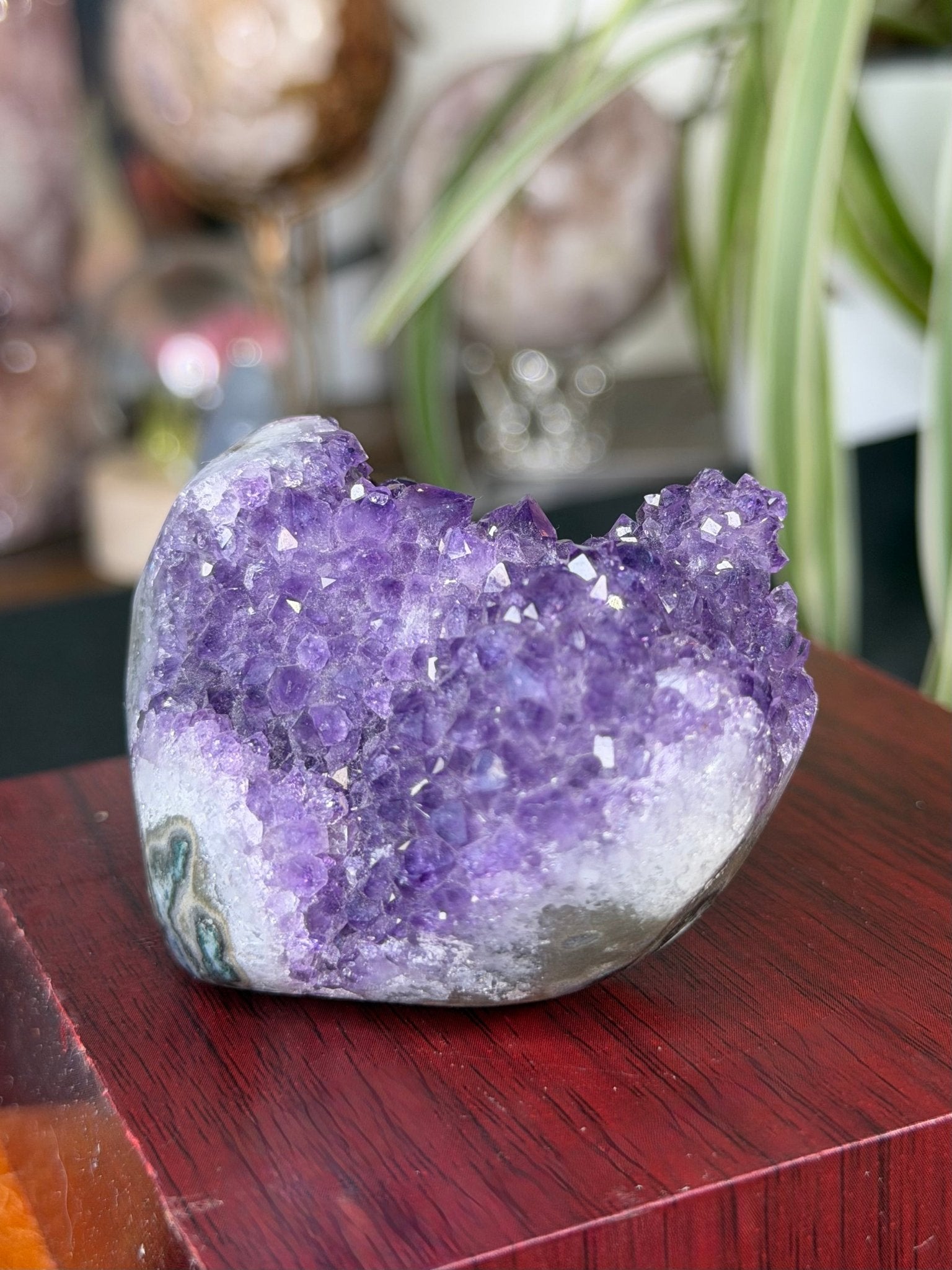 High Quality Amethyst | 132g - The Crystal Valley