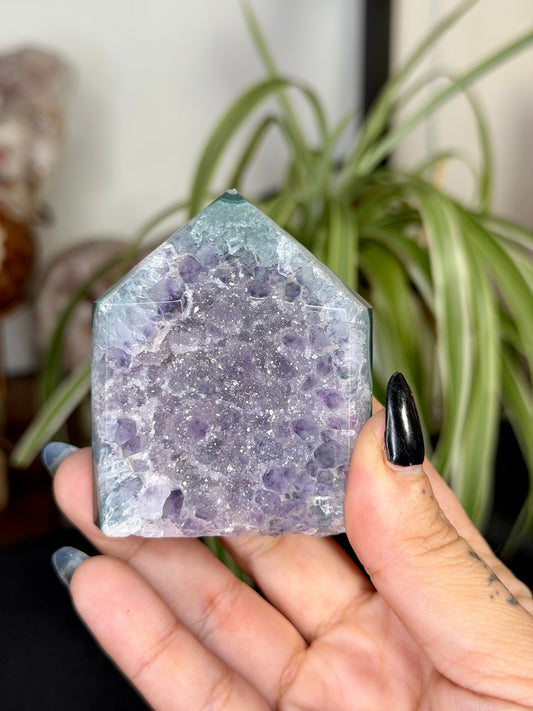 Mini Sugar Amethyst Tower | 114g - The Crystal Valley