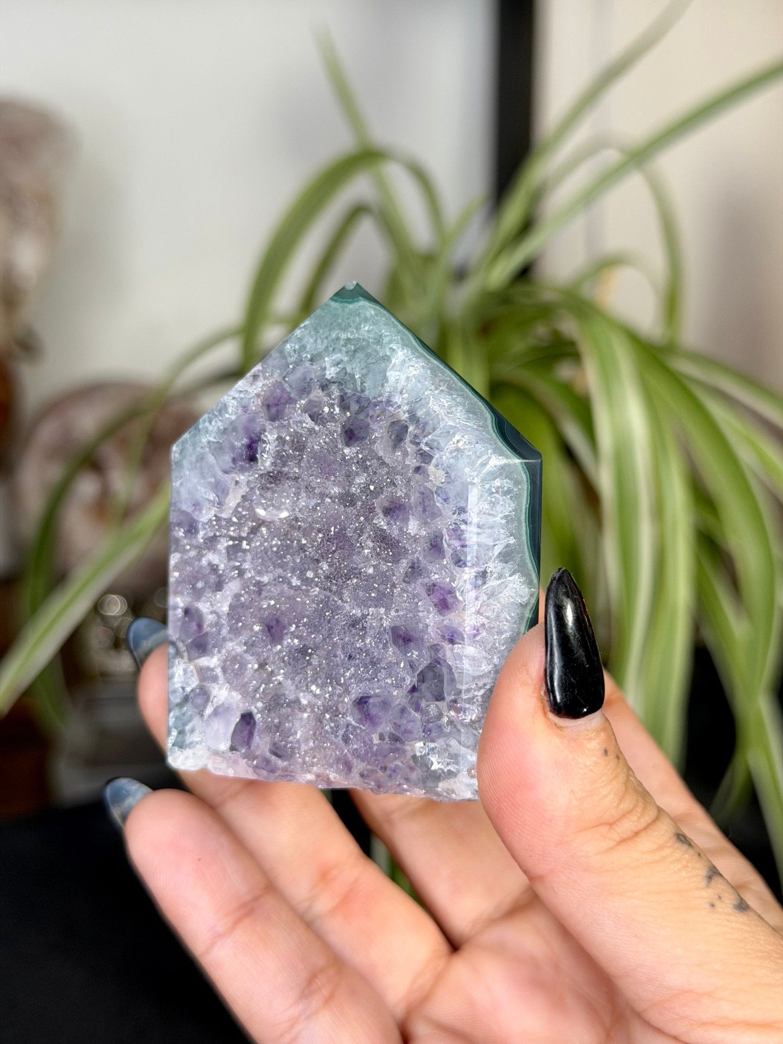 Mini Sugar Amethyst Tower | 114g - The Crystal Valley