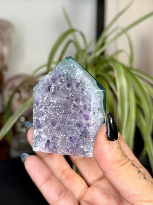 Mini Sugar Amethyst Tower | 114g - The Crystal Valley