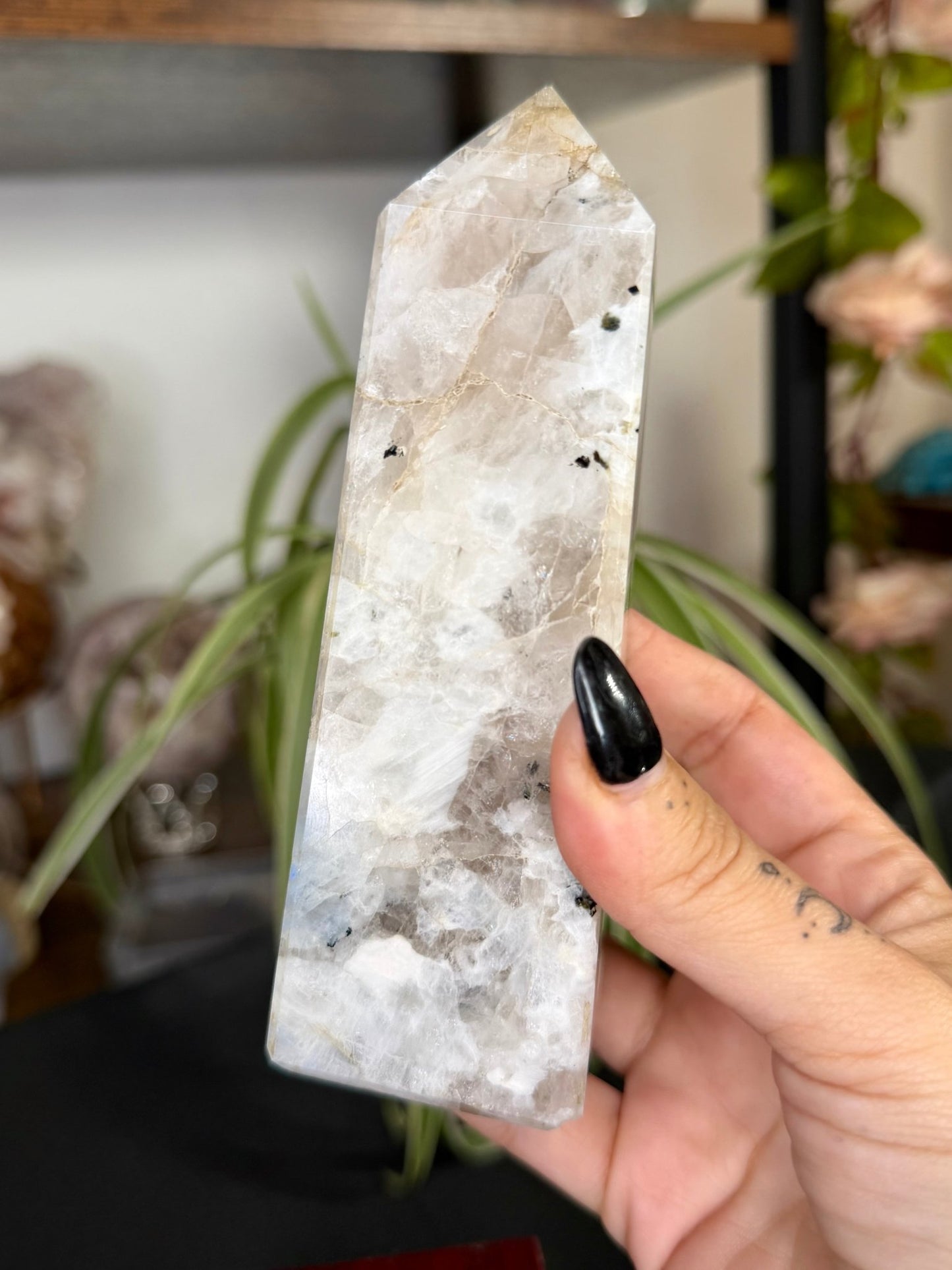 Moonstone Tower | 416g - The Crystal Valley