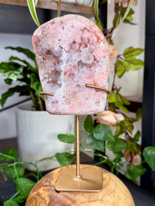 Pink Amethyst Free Form on Stand | 465g - The Crystal Valley