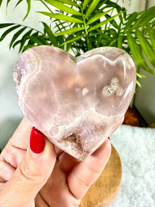 Pink Amethyst Heart | 145g - The Crystal Valley