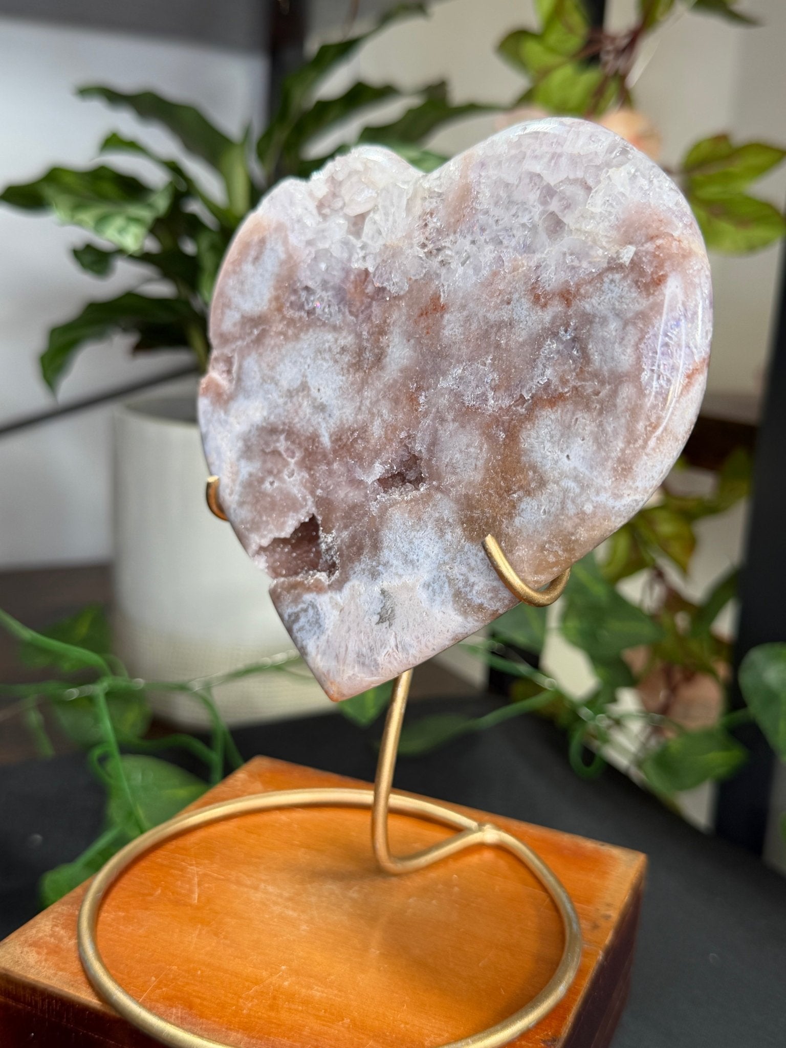 Pink Amethyst Heart on Stand | 462g - The Crystal Valley