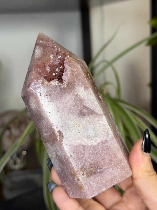 Pink Amethyst Tower |386g - The Crystal Valley