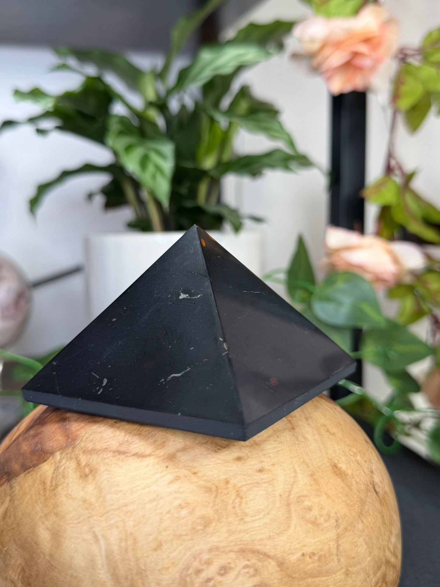 Shungite Pyramid | 243g - The Crystal Valley