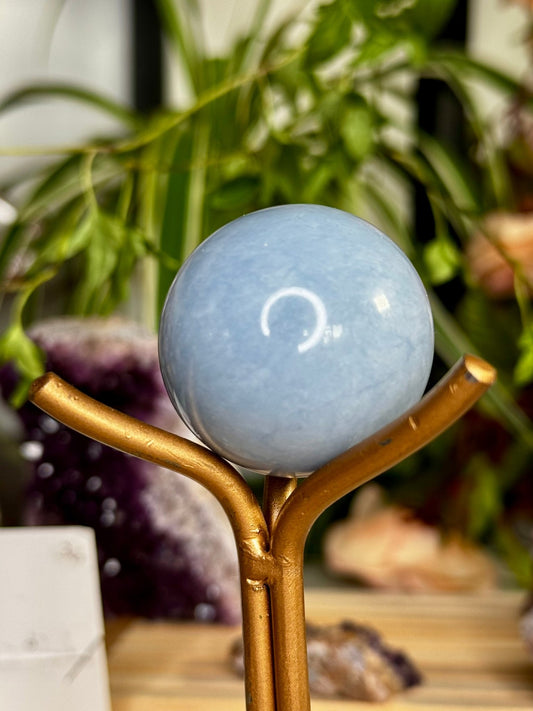 Small Angelite Sphere | 86g - The Crystal Valley