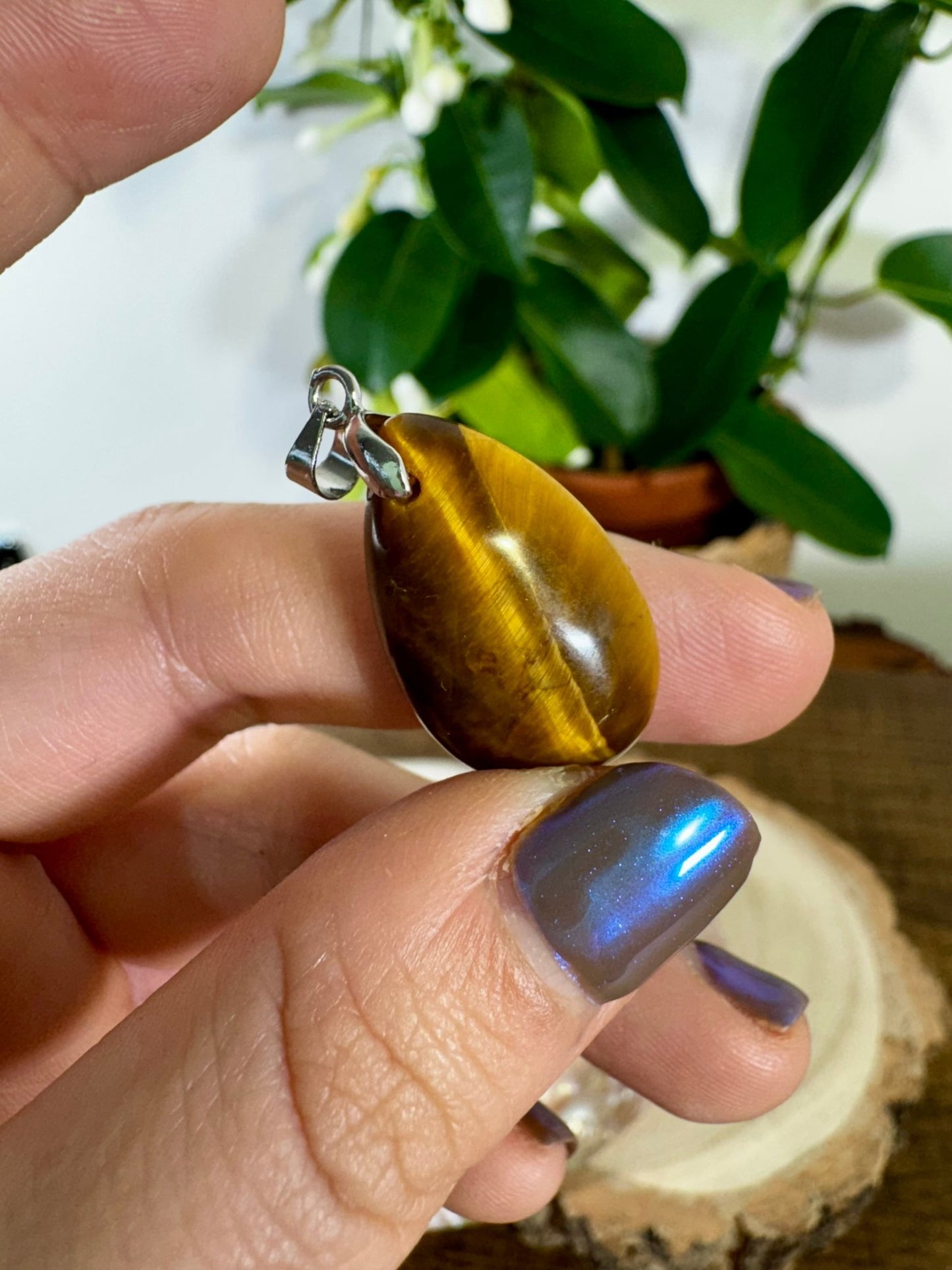 Tiger's Eye Pendant 1 | 5g - The Crystal Valley