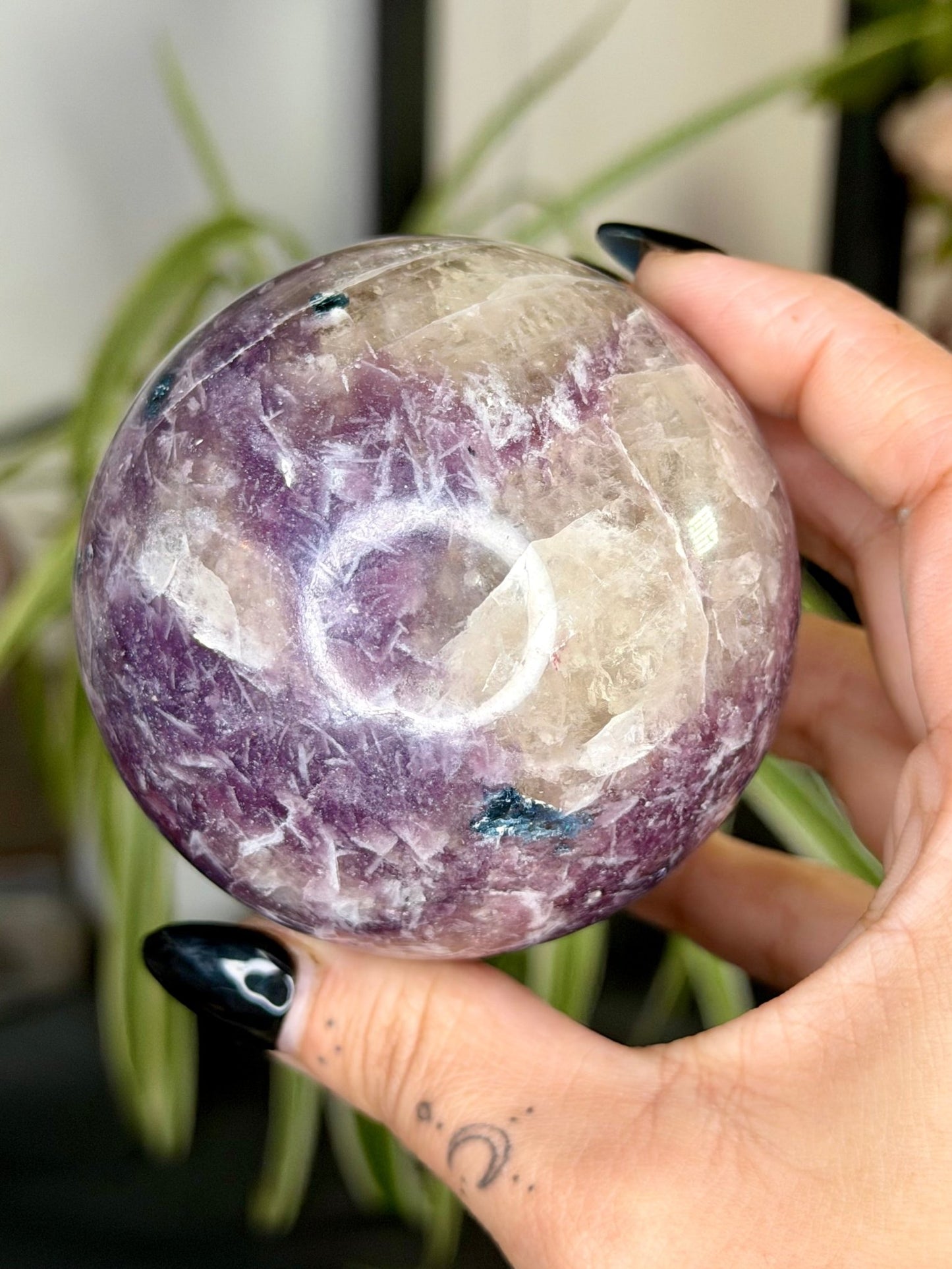 'Unicorn' Stone Sphere | 456g - The Crystal Valley