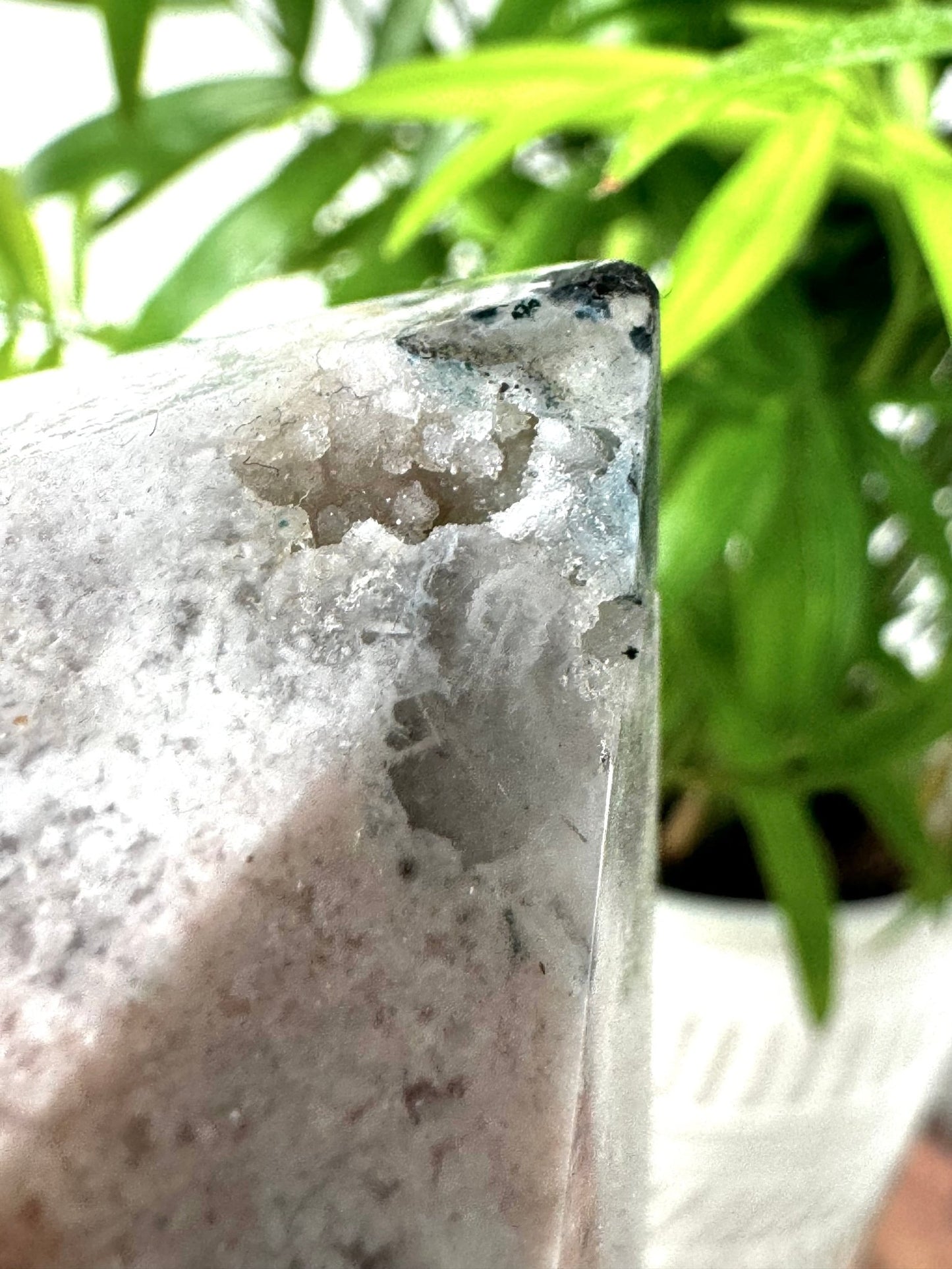 Very Unique Pink Amethyst & Quartz Tower | 1.2 kg - The Crystal ValleyQuartz