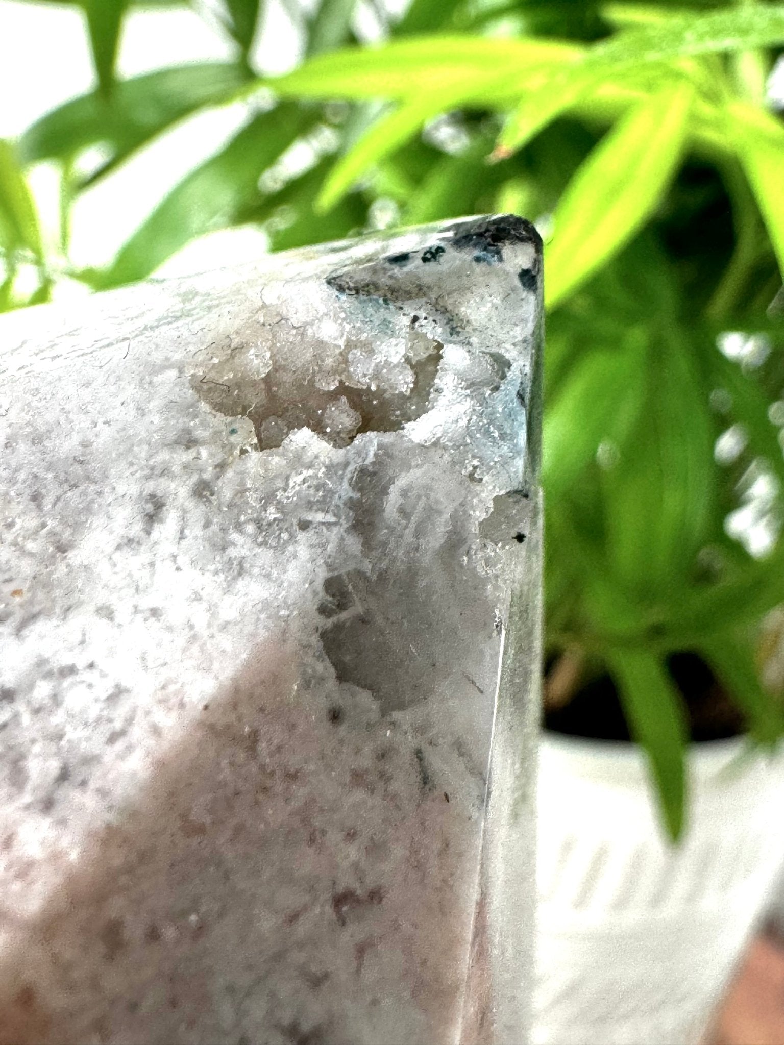 Very Unique Pink Amethyst & Quartz Tower | 1.2 kg - The Crystal ValleyQuartz