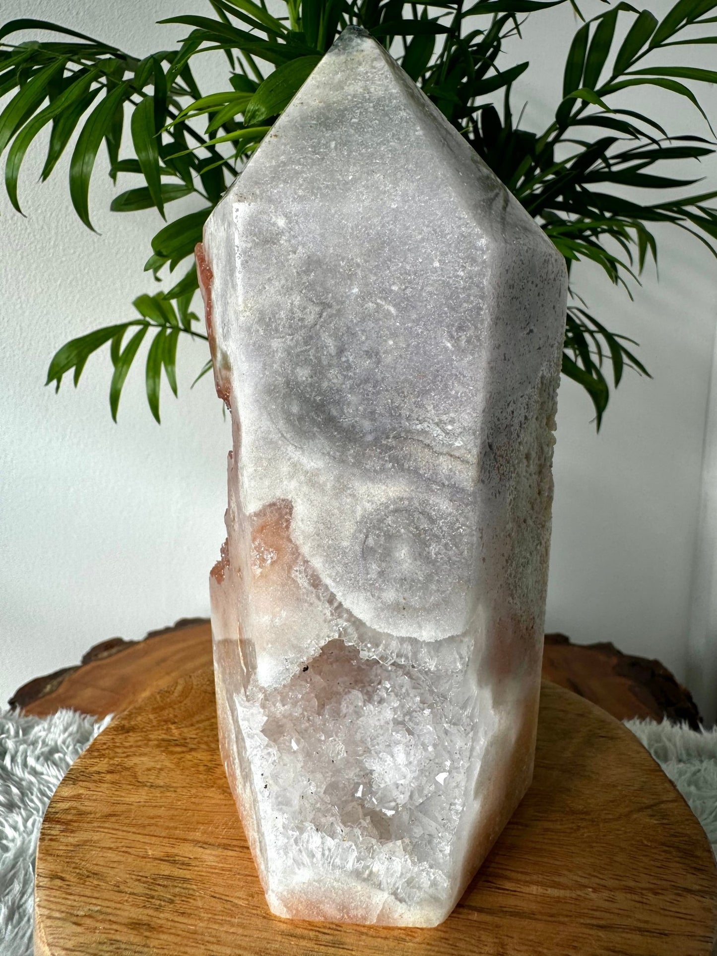 Very Unique Pink Amethyst & Quartz Tower | 1.2 kg - The Crystal ValleyQuartz