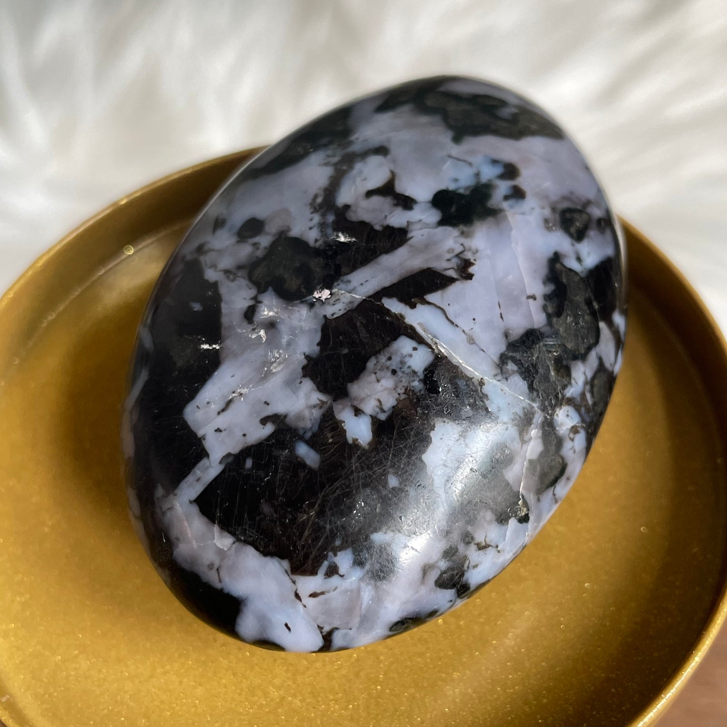 Merlinite Palm | 135g